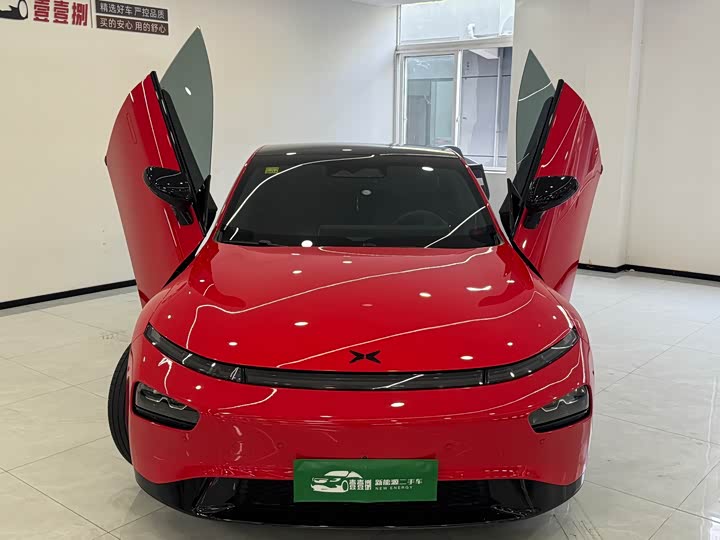 Фото 12 - XPeng P7