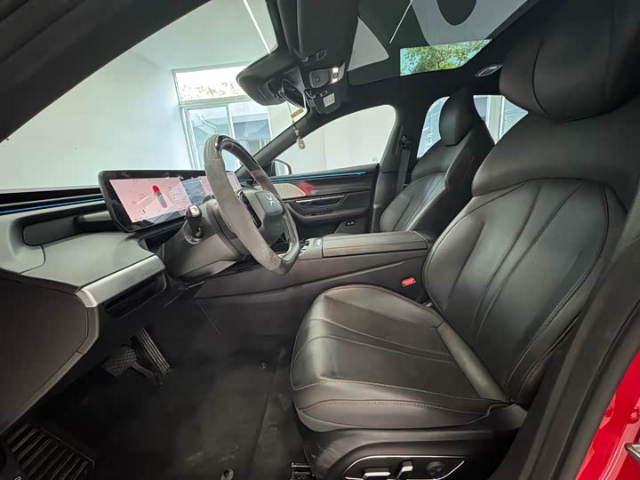 Фото 5 - XPeng P7