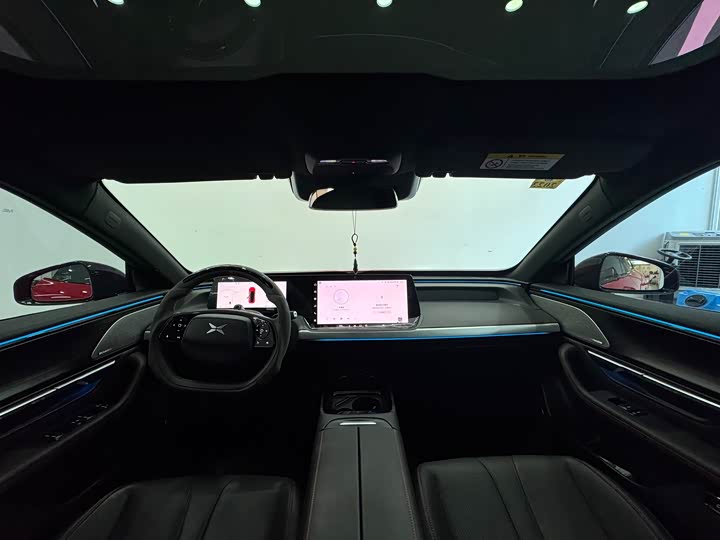 Фото 6 - XPeng P7