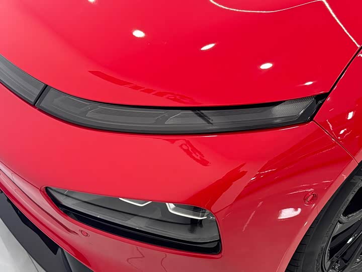 Фото 8 - XPeng P7