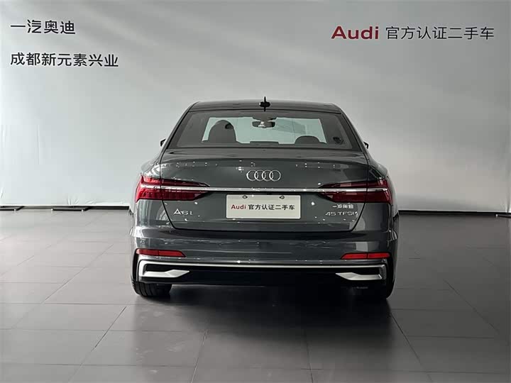 Фото 5 - Audi A6L