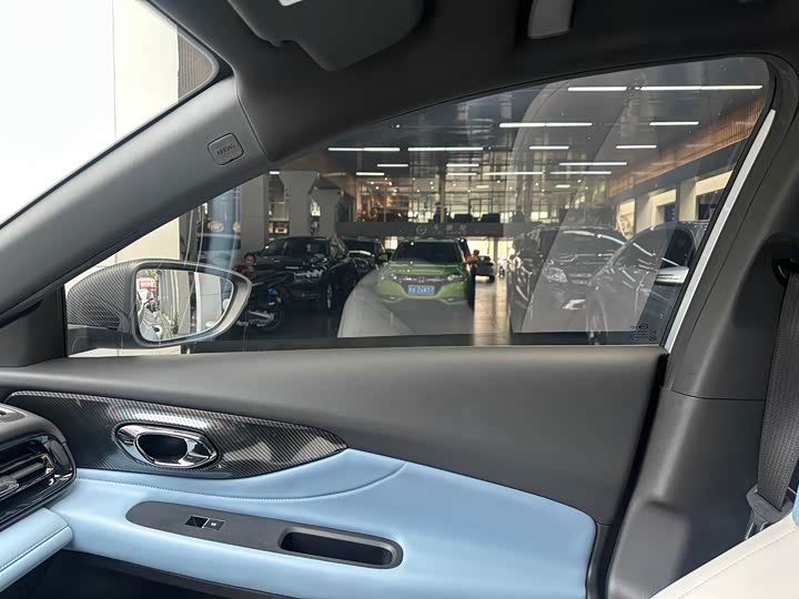 Фото 18 - GAC Trumpchi Empow R