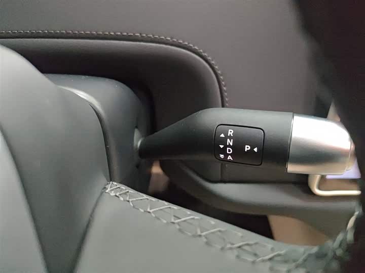 Фото 14 - LiXiang L6