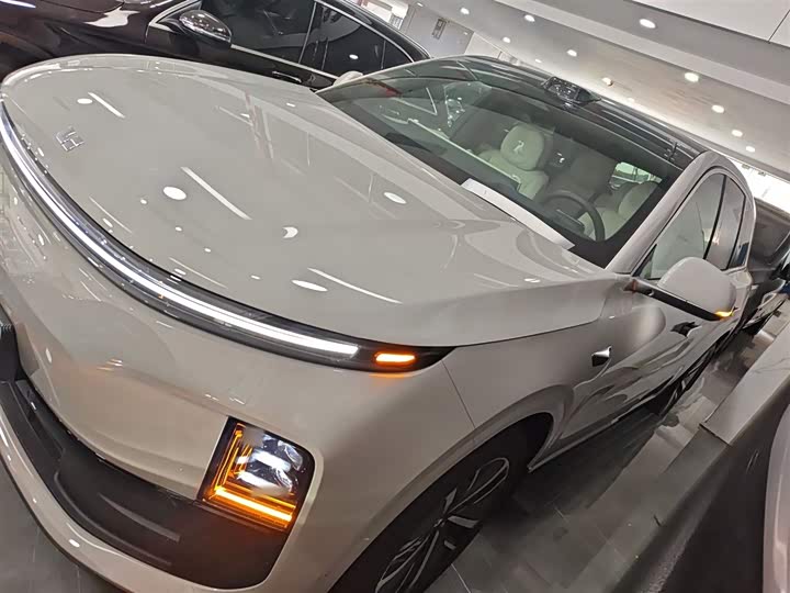 Фото 5 - LiXiang L6