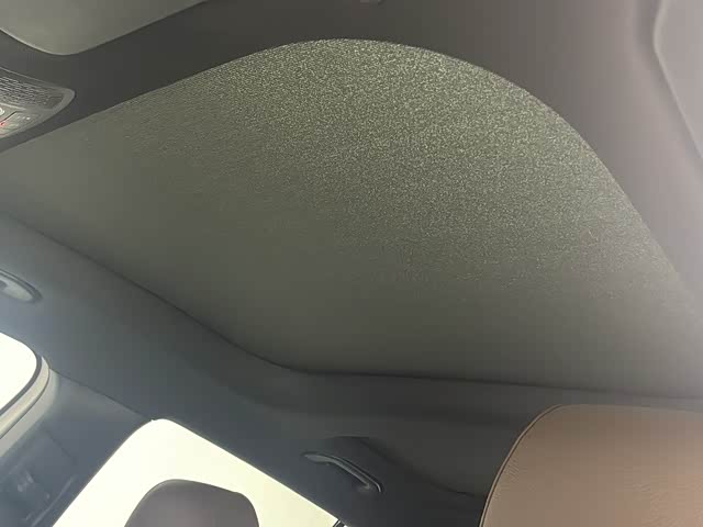 Фото 16 - Mercedes-Benz GLB-Class