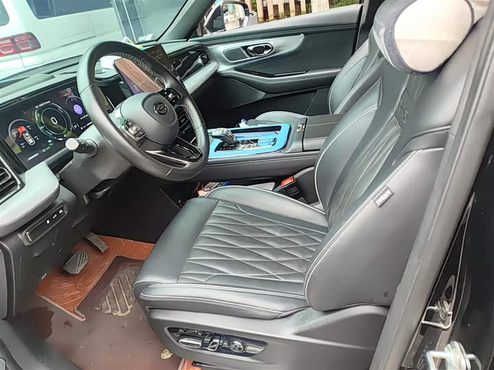 Фото 8 - GAC Trumpchi GS8