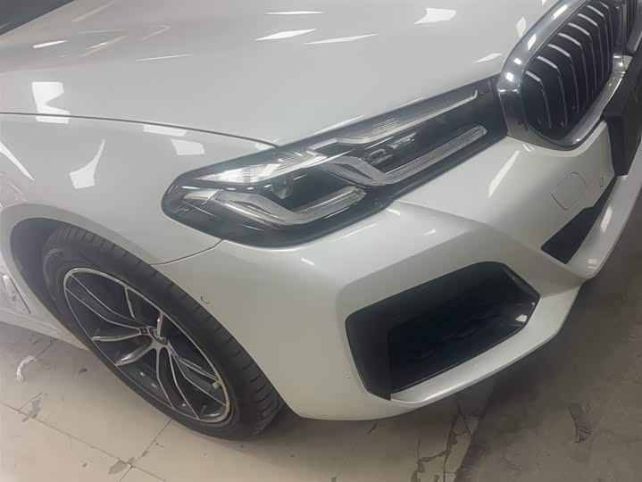 Фото 3 - BMW 5 Series Hybrid