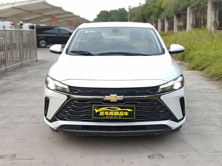 Фото 2 - Chevrolet Monza