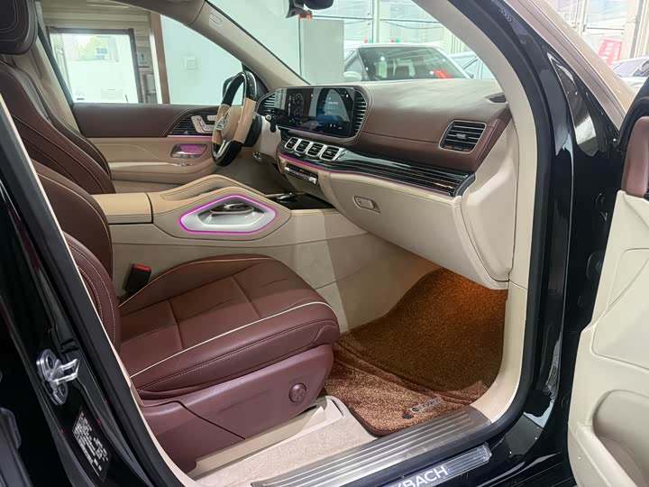 Фото 10 - Mercedes-Benz GLS-Class