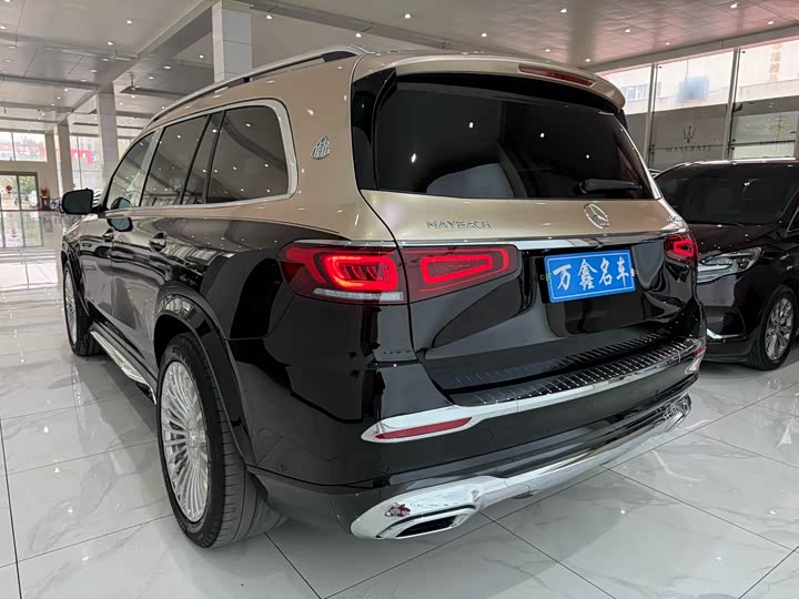 Фото 22 - Mercedes-Benz GLS-Class