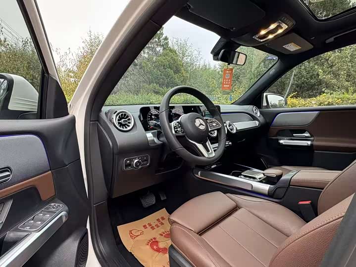 Фото 6 - Mercedes-Benz GLB-Class