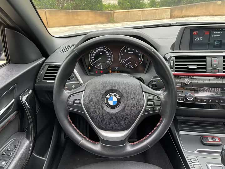 Фото 15 - BMW 2 Series