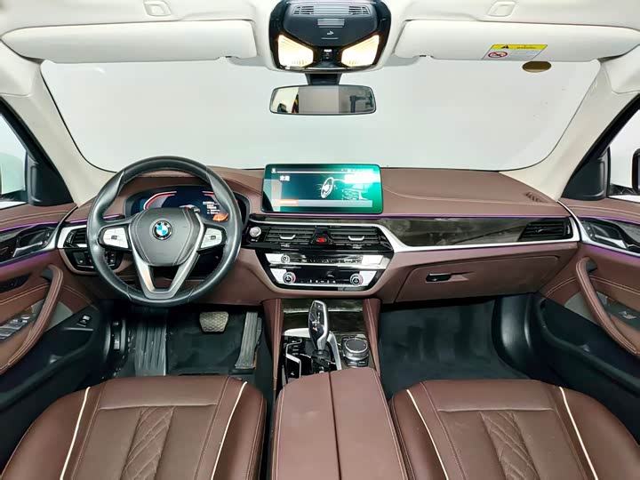 Фото 15 - BMW 5 Series