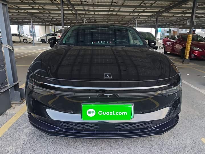 Фото 3 - Zeekr 007