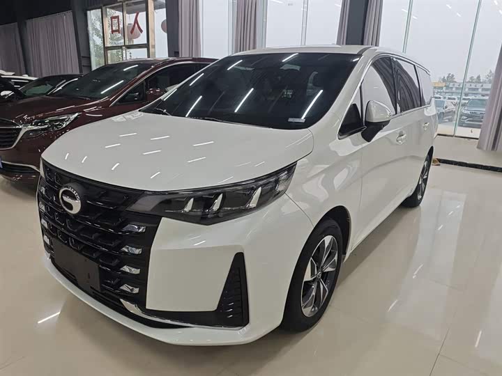 Фото 1 - GAC Trumpchi M6