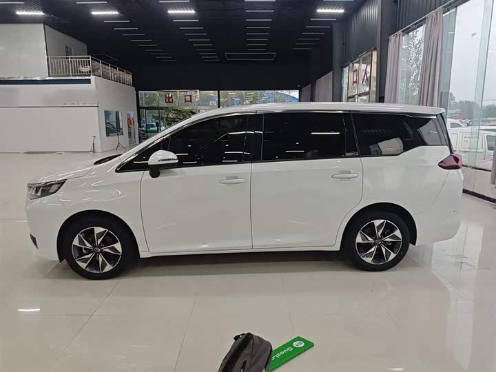 Фото 5 - GAC Trumpchi M6