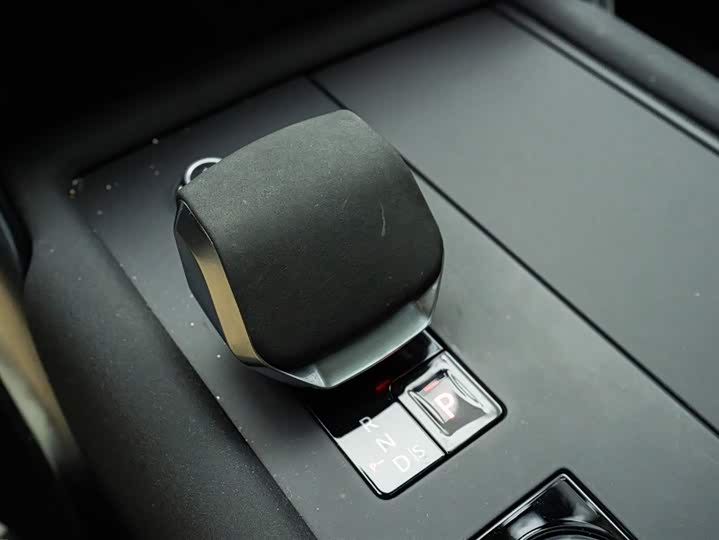 Фото 24 - Land Rover Discovery