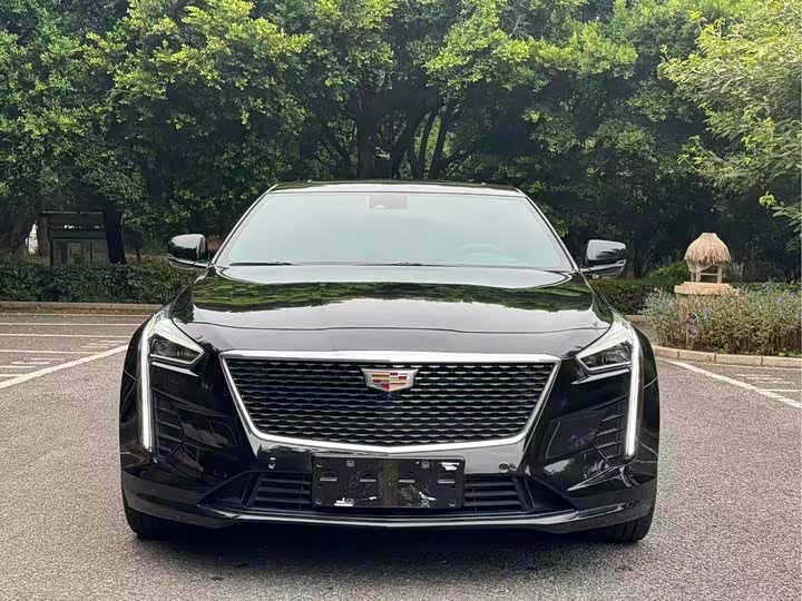 Фото 2 - Cadillac CT6