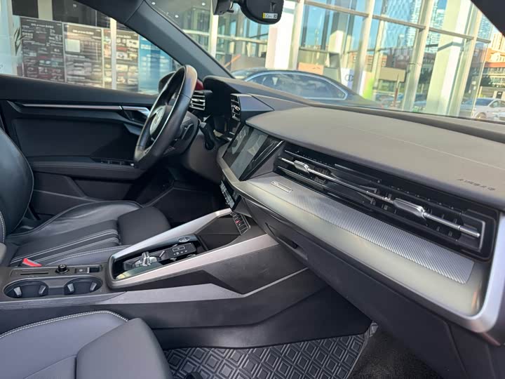 Фото 13 - Audi A3