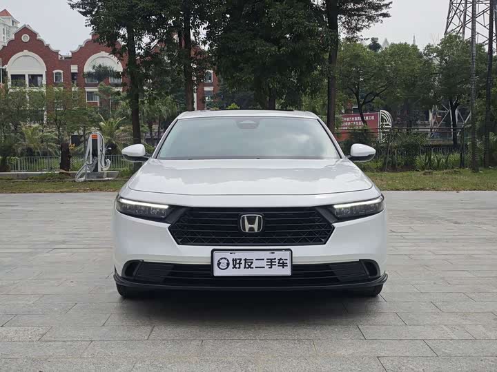 Фото 2 - Honda Accord