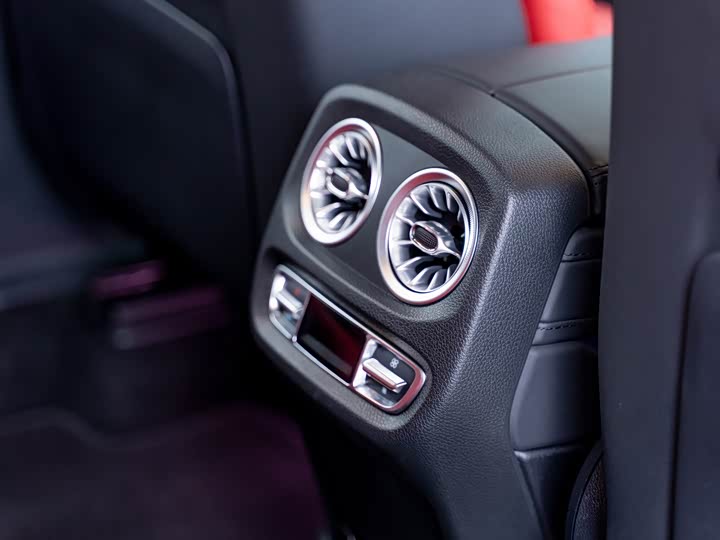 Фото 20 - Mercedes-Benz G-Class AMG