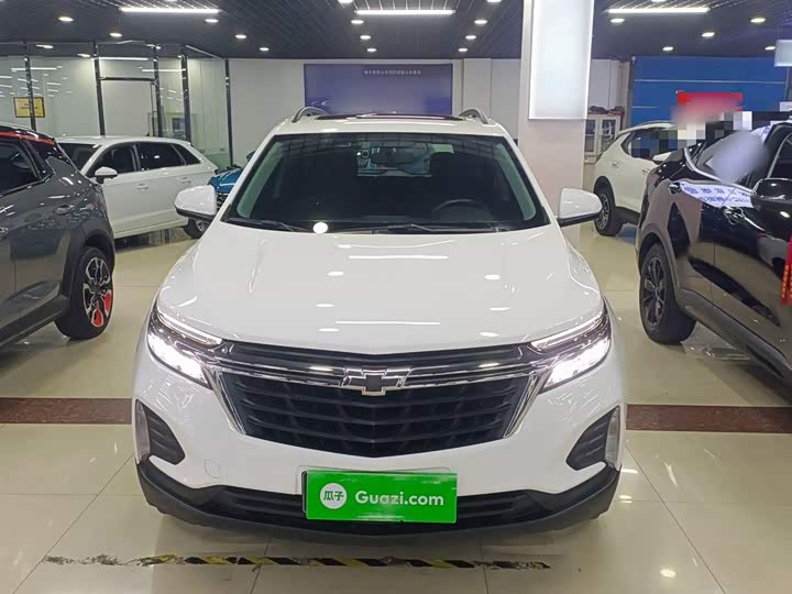 Фото 3 - Chevrolet Equinox