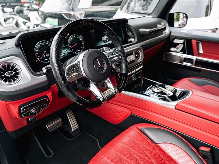 Фото 15 - Mercedes-Benz G-Class AMG