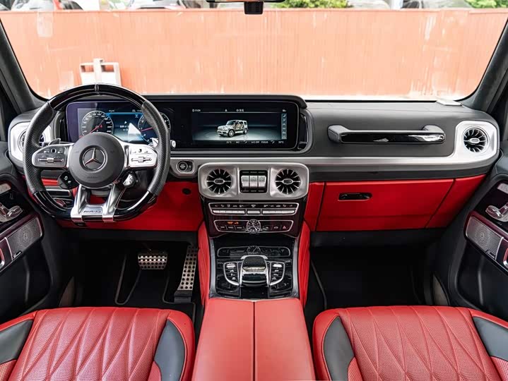 Фото 16 - Mercedes-Benz G-Class AMG