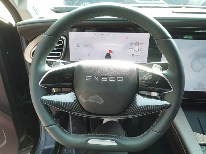 Фото 14 - Exeed VX