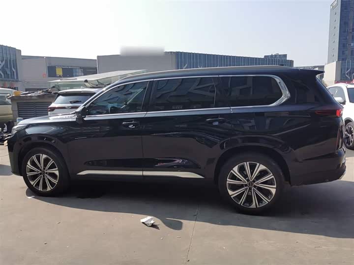 Фото 6 - Exeed VX