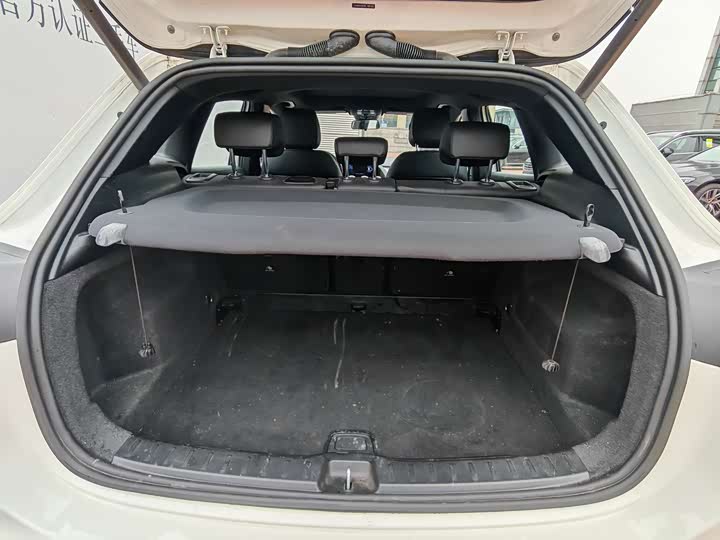 Фото 12 - Mercedes-Benz GLA-Class