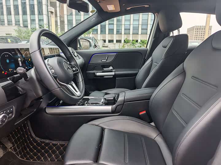 Фото 6 - Mercedes-Benz GLA-Class