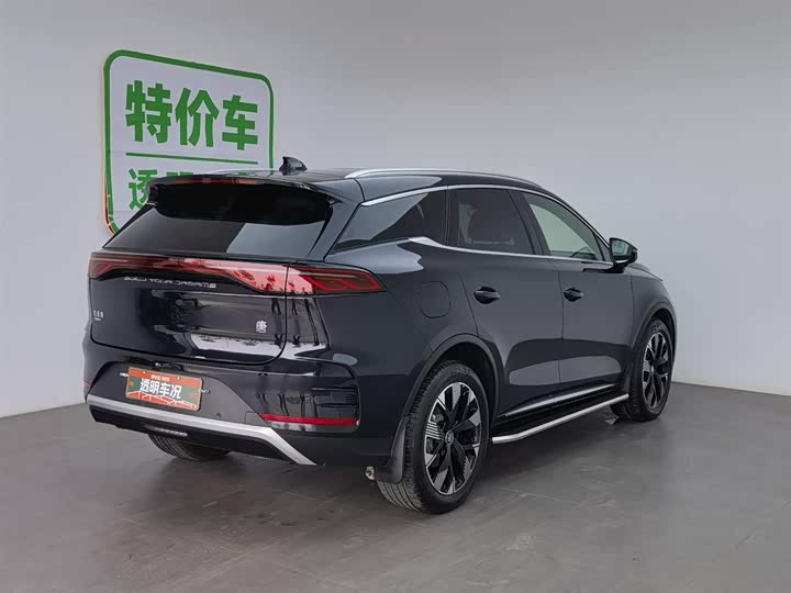 Фото 2 - BYD Tang Hybrid/EV