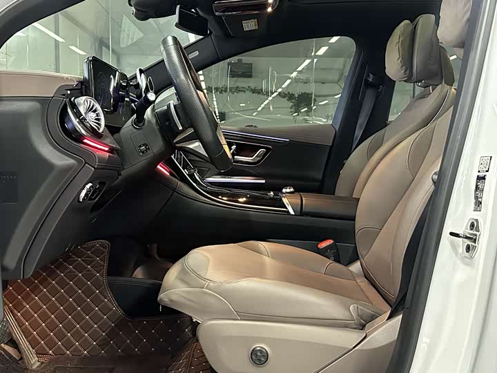 Фото 7 - Mercedes-Benz EQE SUV