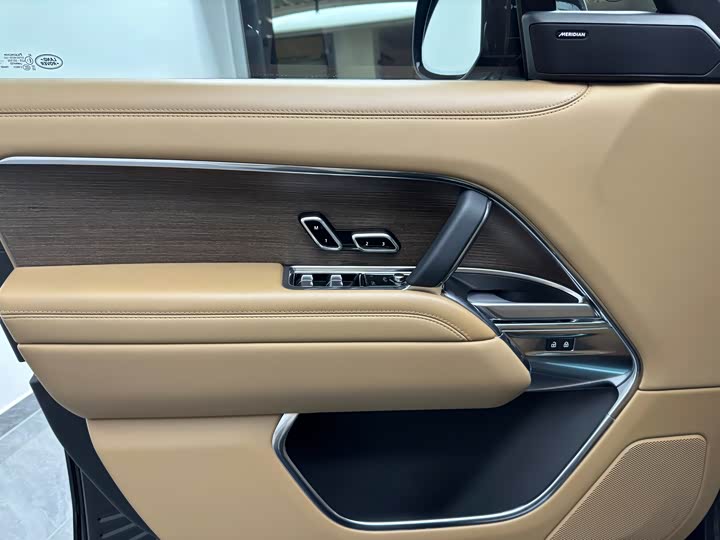 Фото 23 - Land Rover Range Rover