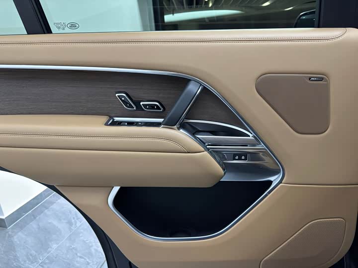 Фото 24 - Land Rover Range Rover