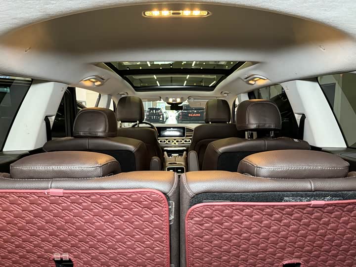 Фото 11 - Mercedes-Benz GLS-Class