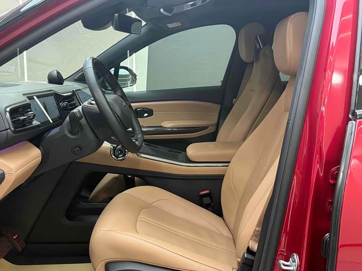 Фото 19 - Nio ES6