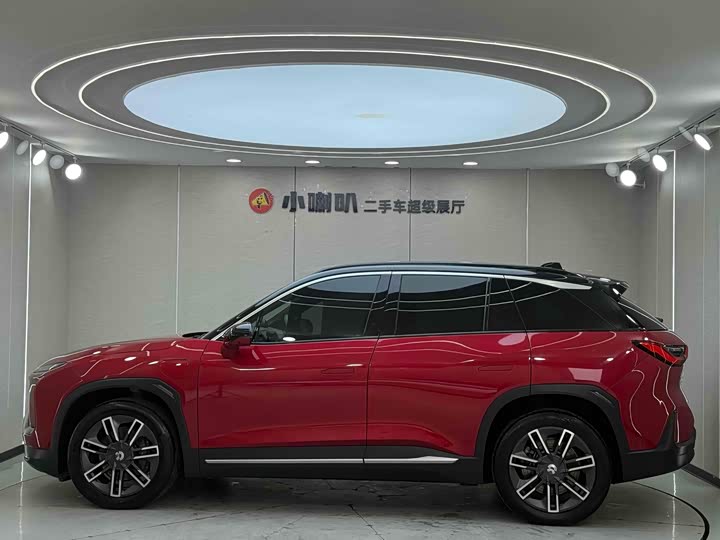 Фото 4 - Nio ES6