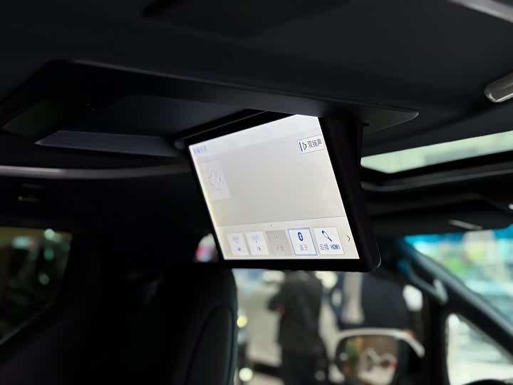 Фото 11 - Toyota Alphard