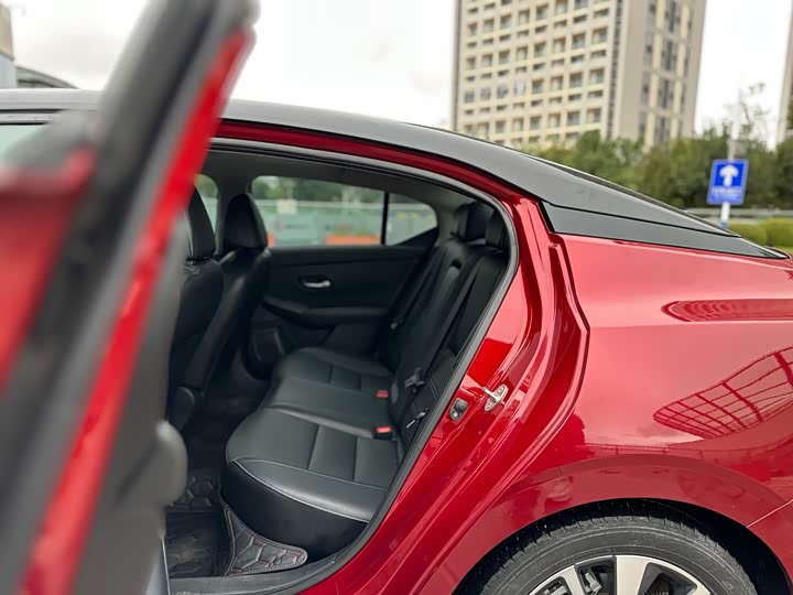 Фото 10 - Nissan Sylphy