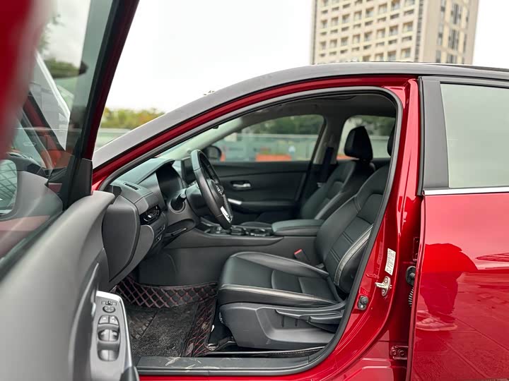 Фото 9 - Nissan Sylphy