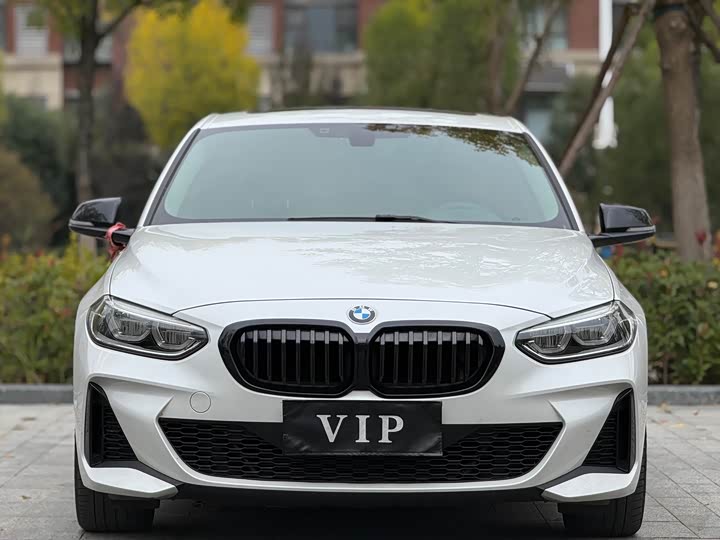 Фото 2 - BMW 1 Series