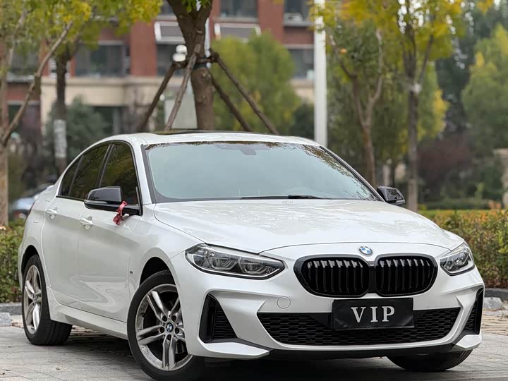 Фото 3 - BMW 1 Series