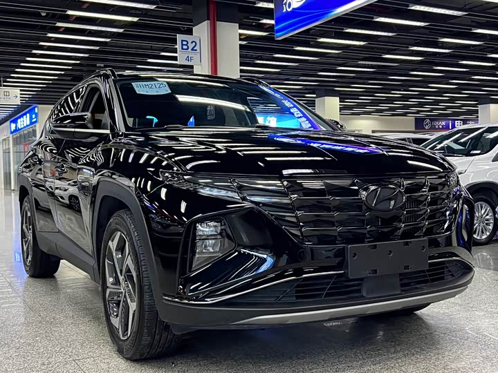 Фото 4 - Hyundai Tucson L