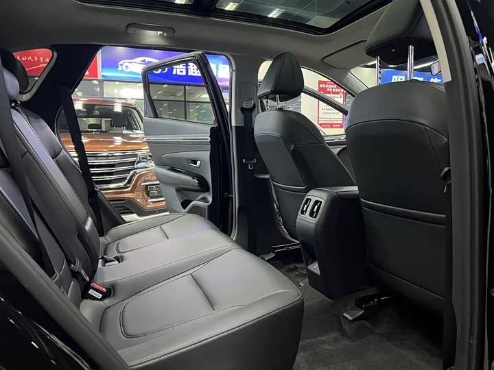 Фото 9 - Hyundai Tucson L