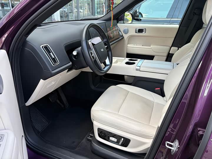 Фото 4 - LiXiang L9