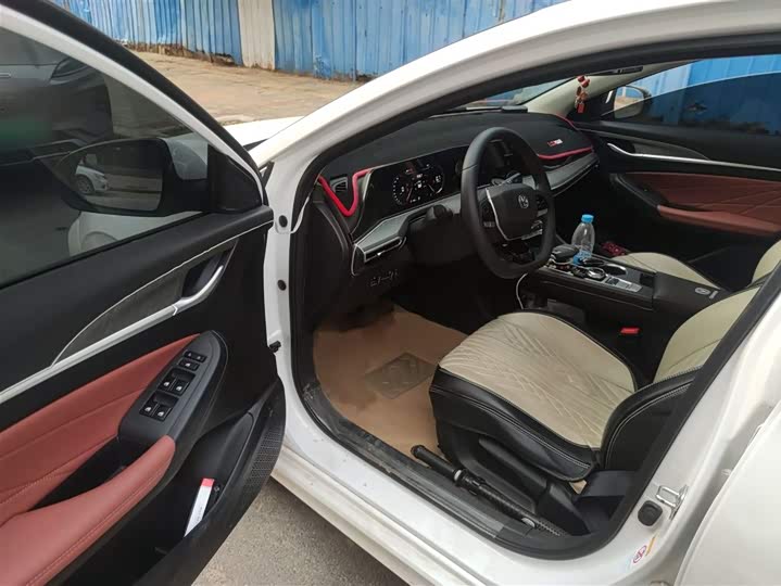 Фото 14 - Changan Eado Plus