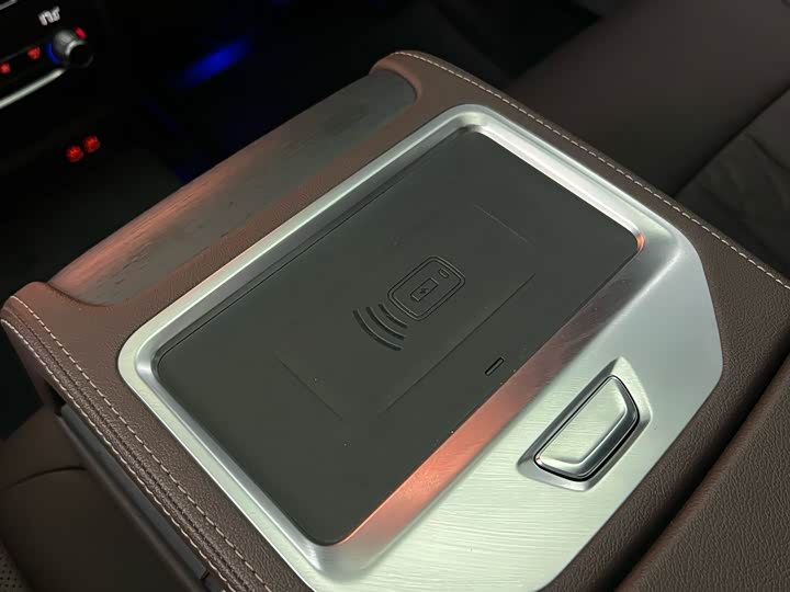 Фото 22 - BMW 5 Series