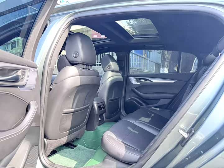 Фото 7 - Cadillac CT5